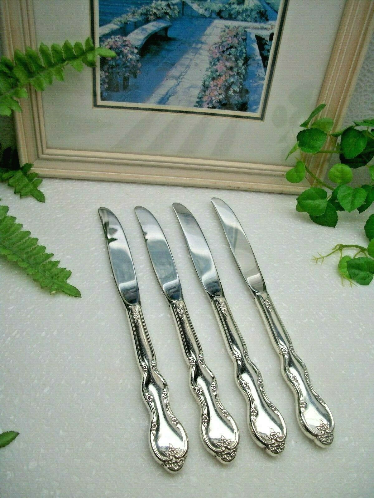 4   International  Deep Silver   Juliette   Silverplate  Dinner Knives   1965